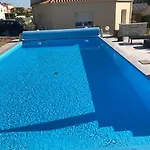 T3 Prive Avec Vue Et Acces Piscine Nyaraló *