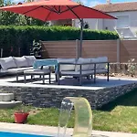 T3 Prive Avec Vue Et Acces Piscine Nyaraló Basse-Goulaine