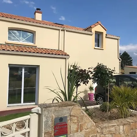 T3 Prive Avec Vue Et Acces Piscine Basse-Goulaine