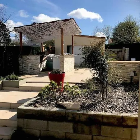 T3 Prive Avec Vue Et Acces Piscine Semesterbostad Basse-Goulaine