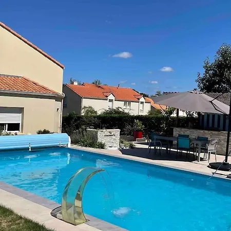 T3 Prive Avec Vue Et Acces Piscine
